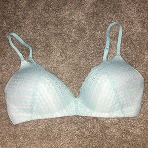 ❤️3 for $20❤️ Victoria’s Secret Bra No Underwire